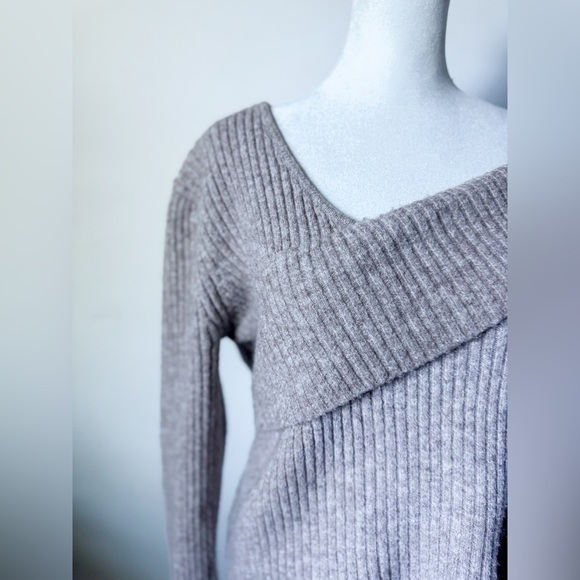 ASTR Assymetric Foldover One Shoulder Rib Sweater - Picture 9 of 12
